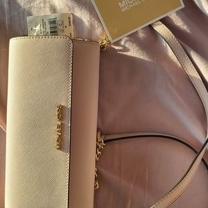 Micheal Kors Pink Crossbody